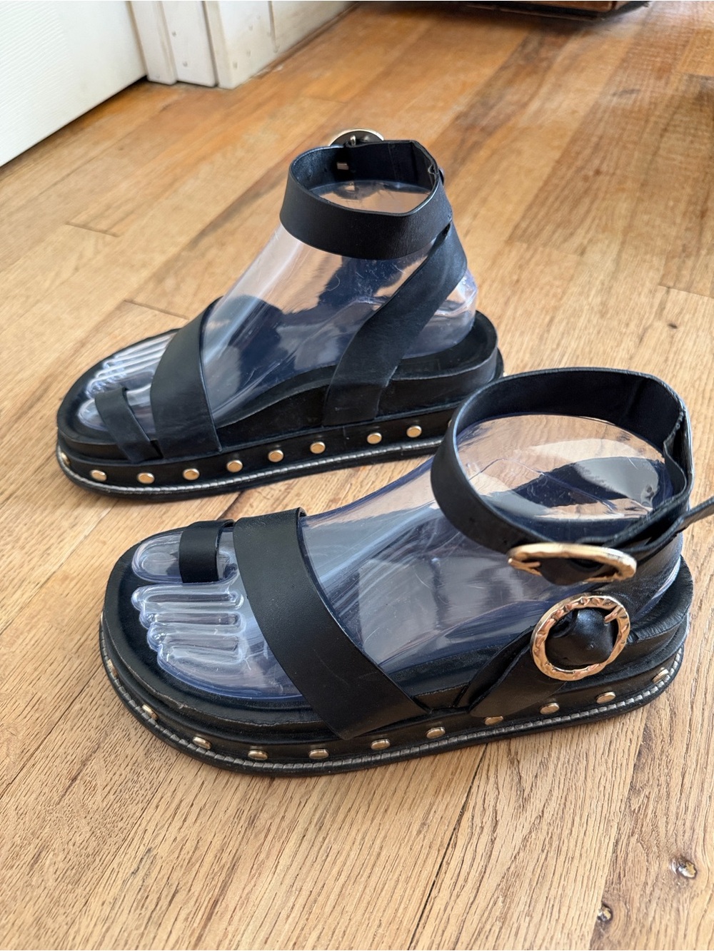 Topshop Fawn Black Studded Platform Sandals Toe Loop Ankle Strap Flatform